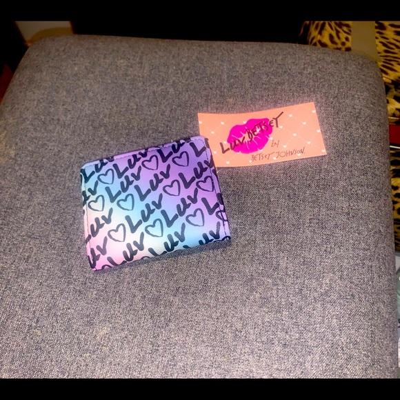 Betsey Johnson Black and Lilac wallet - Picture 1 of 6
